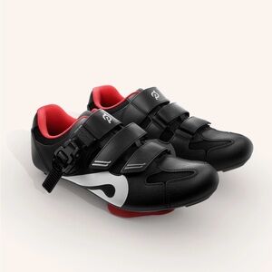 Pelaton cycling shoes